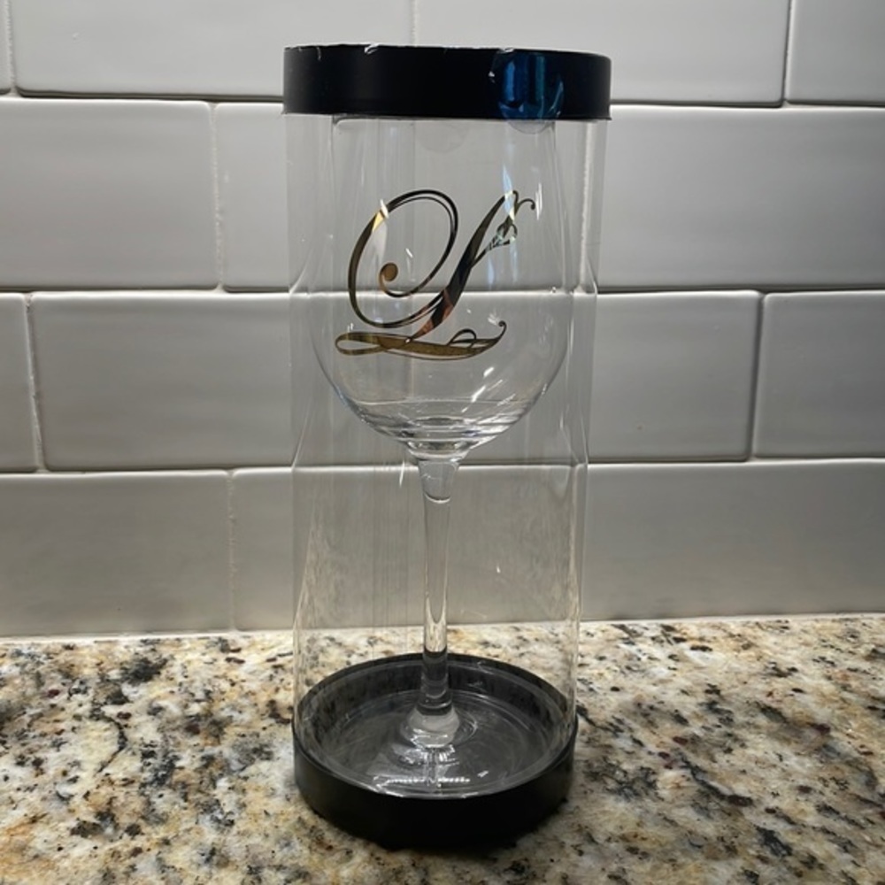 Signature L Monogram Wine Glass - Picture 2 of 4